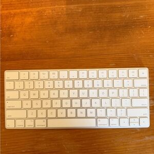 Apple Magic Keyboard